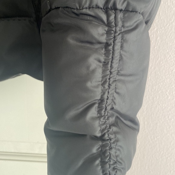 Eddie Bauer black goose down puffer jacket. - Picture 4 of 14